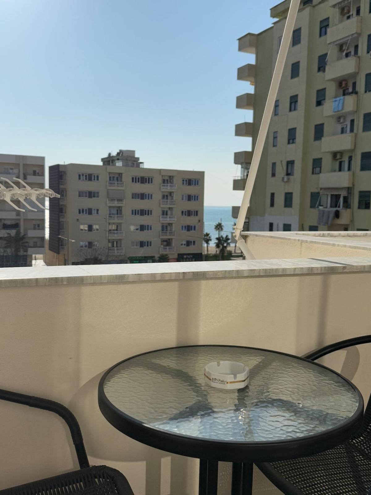 Apartment Troy's Beachside Escape